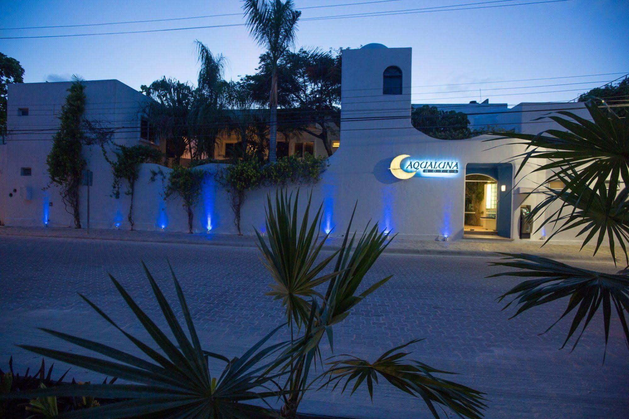 Aqualuna Boutique Hotel By Sunrise (Adults Only) Playa del Carmen Kültér fotó